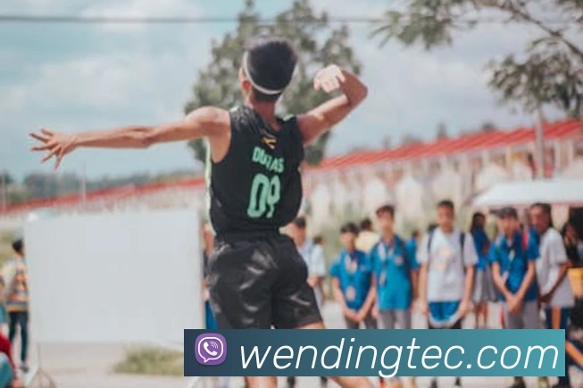 问鼎28APP 封面图